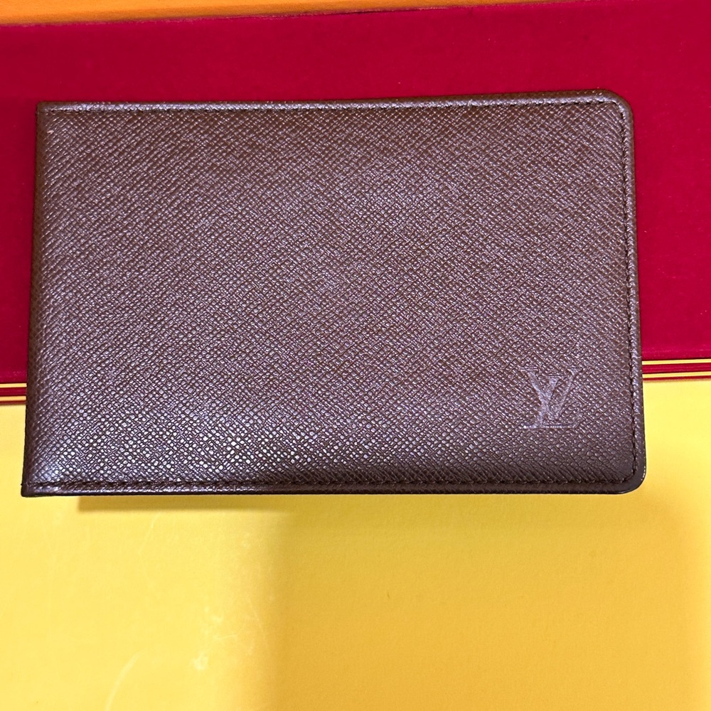 Louis Vuitton Textured Note Book cover - Picture 2 of 12